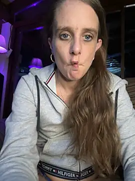 Snapshot of LadyChantale chatting on January 2025 05:38:02 PM LadyChantale online show from January 2025 05:38:02 PM