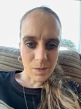 Snapshot of LadyChantale chatting on January 2025 11:15:02 AM LadyChantale online show from January 2025 11:15:02 AM