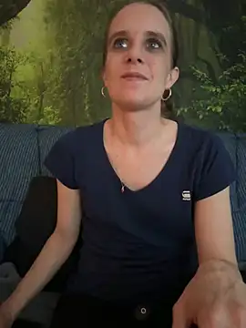 Snapshot of LadyChantale chatting on February 2025 09:48:01 PM LadyChantale online show from February 2025 09:48:01 PM