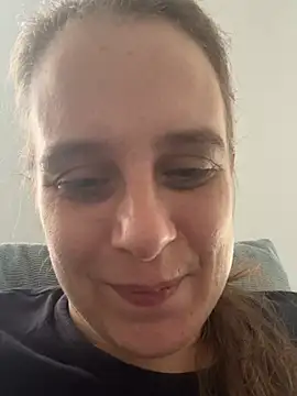 LadyChantale online show from June 2026 05:32:02 AM