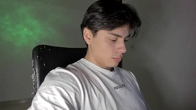 Giordano Russo online show from September 2025 11:05:02 PM