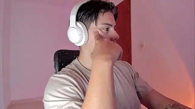 Giordano Russo online show from January 2026 03:06:01 PM