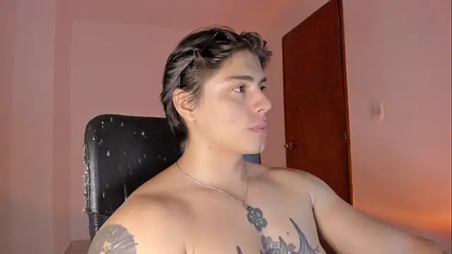 Giordano Russo online show from April 2026 04:46:01 AM