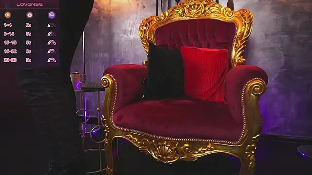 EmpressDesires online show from December 2024 09:39:01 AM