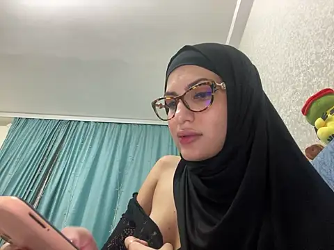 GumusGuray online show from December 2024 02:08:02 AM