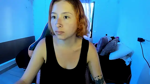 Snapshot of Ginger_Sweetty chatting on March 2025 10:37:01 PM Ginger Sweetty online show from March 2025 10:37:01 PM