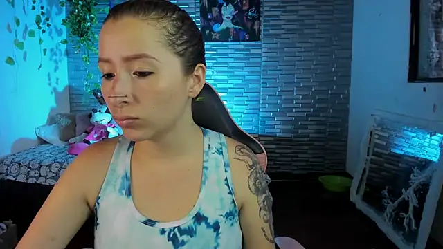 Snapshot of Ginger_Sweetty chatting on September 2025 10:57:02 PM Ginger Sweetty online show from September 2025 10:57:02 PM