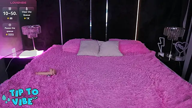 CassandraGood online show from January 2025 09:31:01 PM