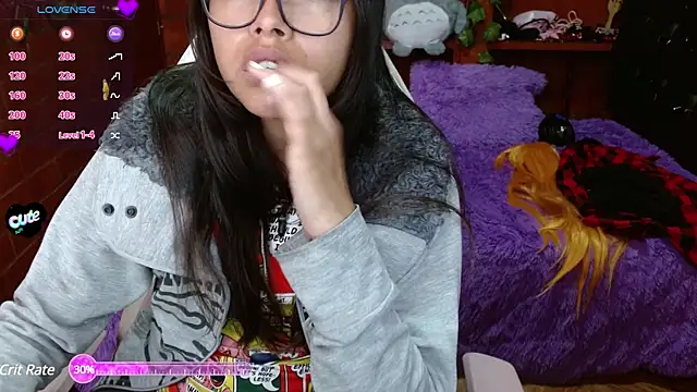 Snapshot of MidoriQuiinn chatting on March 2025 01:49:01 PM MidoriQuiinn online show from March 2025 01:49:01 PM