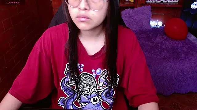 MidoriQuiinn online show from May 2026 03:50:02 PM
