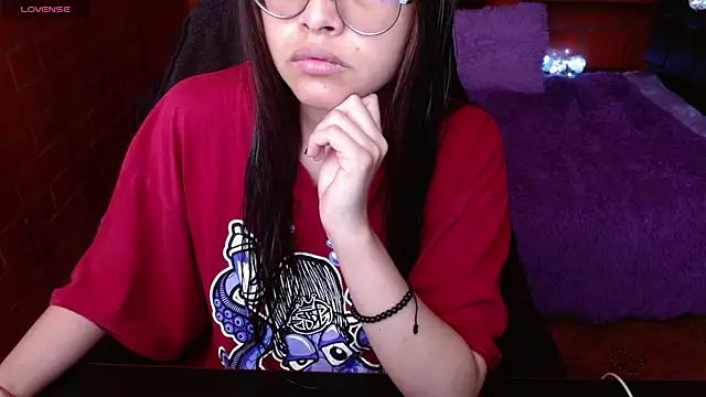 MidoriQuiinn online show from May 2026 04:01:02 PM