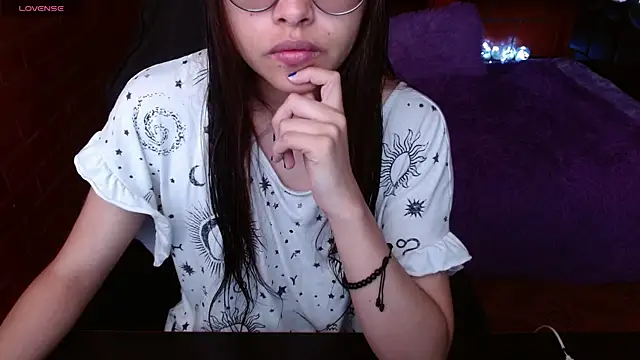 MidoriQuiinn online show from June 2026 03:58:02 PM