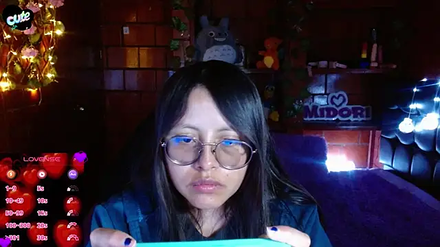 MidoriQuiinn online show from June 2026 12:32:02 AM