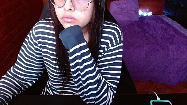 MidoriQuiinn online show from June 2026 04:21:02 PM