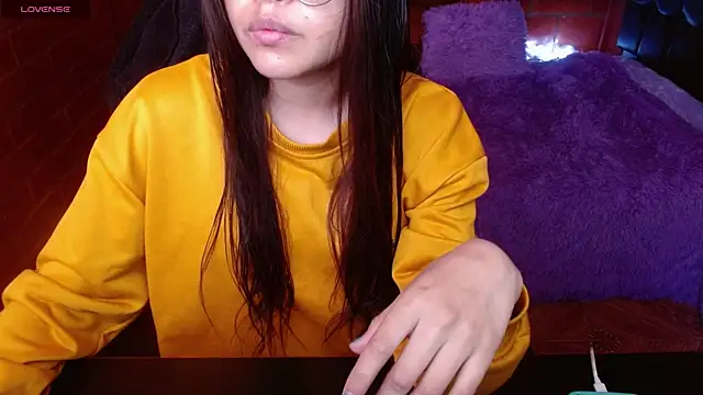 MidoriQuiinn online show from June 2026 05:11:02 PM