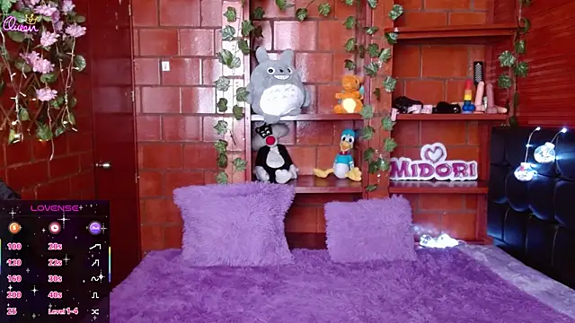 MidoriQuiinn online show from July 2026 06:20:01 PM