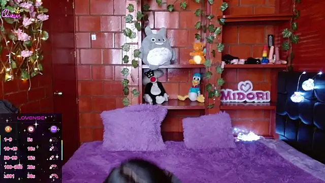 MidoriQuiinn online show from July 2026 07:39:01 PM