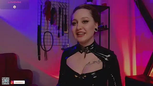 Snapshot of VortexProject chatting on January 2025 01:27:01 PM VortexProject online show from January 2025 01:27:01 PM