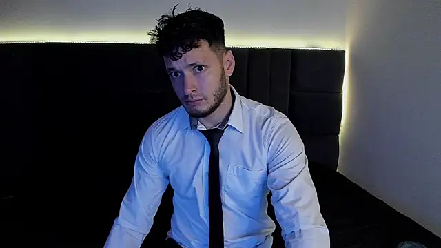 Snapshot of alejandro__2 chatting on September 2025 04:10:02 PM alejandro 2 online show from September 2025 04:10:02 PM