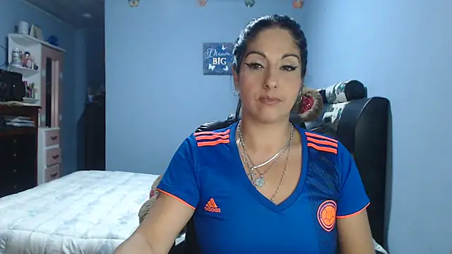 sahtlove1 online show from June 2026 12:42:01 AM