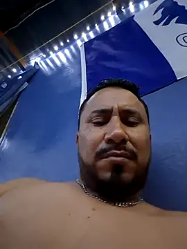 Snapshot of Eumanzor chatting on January 2026 01:30:01 AM Eumanzor online show from January 2026 01:30:01 AM