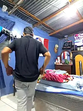 Snapshot of Eumanzor chatting on February 2026 01:59:02 AM Eumanzor online show from February 2026 01:59:02 AM