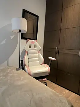 Snapshot of oriana_zoeee chatting on December 2024 10:47:02 PM oriana zoeee online show from December 2024 10:47:02 PM