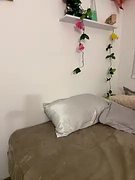 Snapshot of oriana_zoeee chatting on October 2025 12:12:02 AM oriana zoeee online show from October 2025 12:12:02 AM