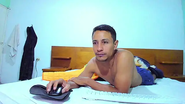 Snapshot of Maik_James chatting on January 2026 09:02:02 AM Maik James online show from January 2026 09:02:02 AM