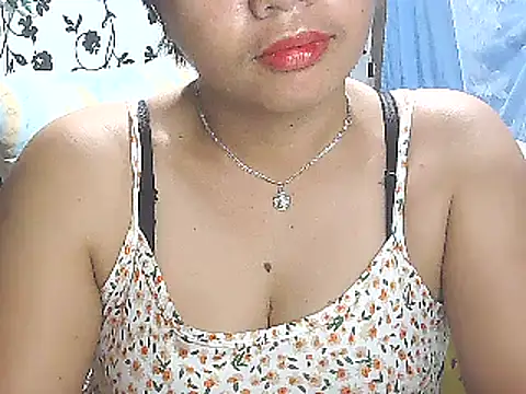 Snapshot of lovely_samxxx24 chatting on December 2024 08:49:02 PM lovely samxxx24 online show from December 2024 08:49:02 PM