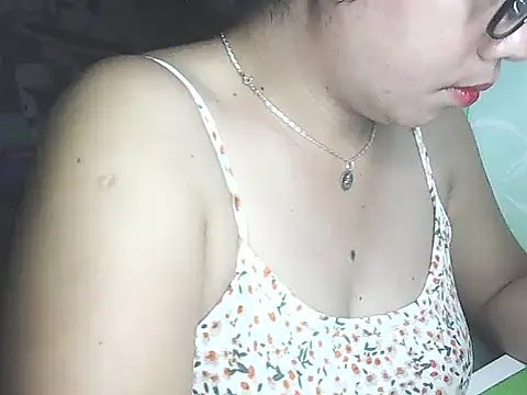 Snapshot of lovely_samxxx24 chatting on January 2025 10:59:01 AM lovely samxxx24 online show from January 2025 10:59:01 AM