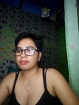 Snapshot of lovely_samxxx24 chatting on February 2025 11:06:02 AM lovely samxxx24 online show from February 2025 11:06:02 AM