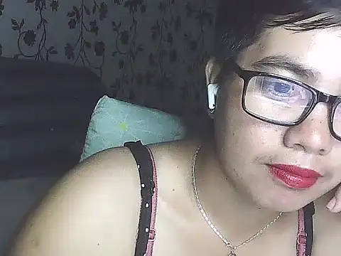 Snapshot of lovely_samxxx24 chatting on February 2025 07:45:01 AM lovely samxxx24 online show from February 2025 07:45:01 AM