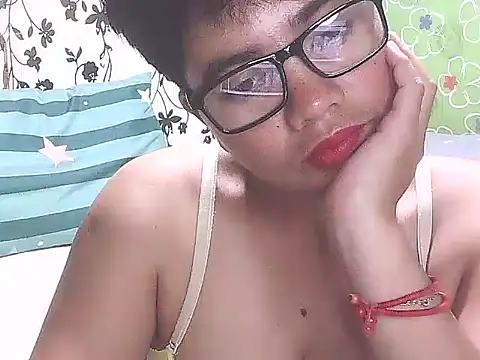 Snapshot of lovely_samxxx24 chatting on March 2025 05:50:02 AM lovely samxxx24 online show from March 2025 05:50:02 AM