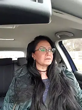 x  KHALEESI  x online show from November 2025 09:19:02 AM