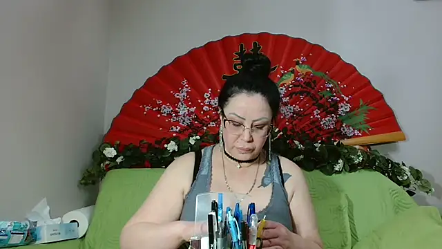 x  KHALEESI  x online show from March 2026 07:08:01 PM