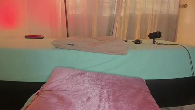 hot booty  online show from February 2025 09:54:01 PM