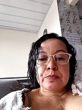 Sonialorens  online show from July 2026 05:52:01 PM