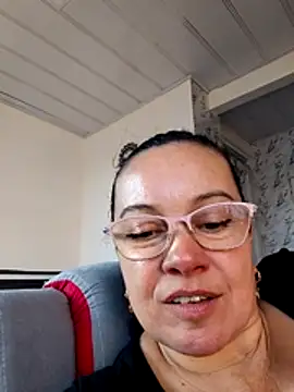 Sonialorens  online show from July 2026 10:06:02 PM