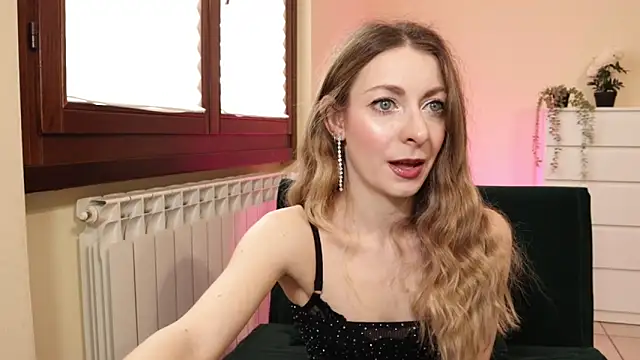 Luna Riva online show from March 2025 10:05:01 AM