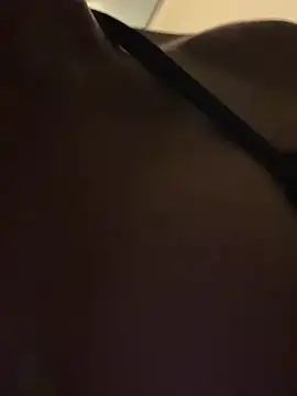 Snapshot of angelitasexy81 chatting on January 2025 05:18:01 PM angelitasexy81 online show from January 2025 05:18:01 PM