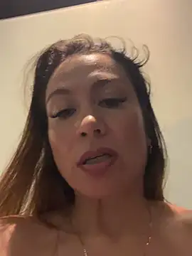 Snapshot of angelitasexy81 chatting on January 2025 07:08:01 PM angelitasexy81 online show from January 2025 07:08:01 PM