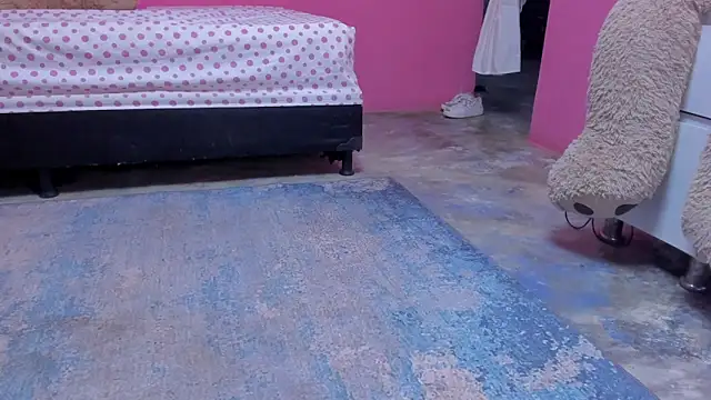 Snapshot of Emma_lean chatting on February 2025 01:22:02 PM Emma lean online show from February 2025 01:22:02 PM