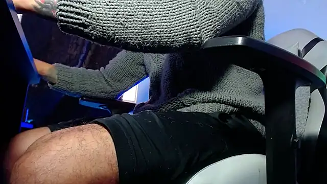 sebastian horny online show from February 2026 01:04:01 PM