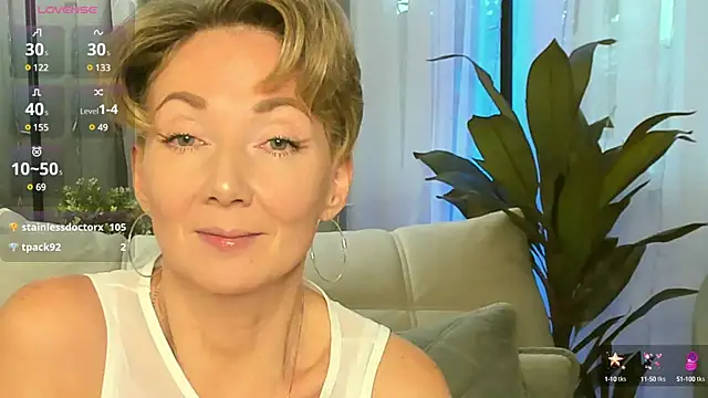 AkexandraFix online show from February 2025 12:50:02 PM