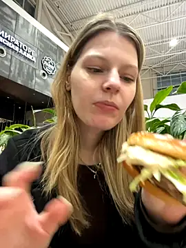 MaryHiggins online show from October 2025 03:12:01 PM