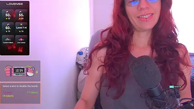 Snapshot of thecherry_Paulette chatting on August 2026 04:10:02 PM thecherry Paulette online show from August 2026 04:10:02 PM
