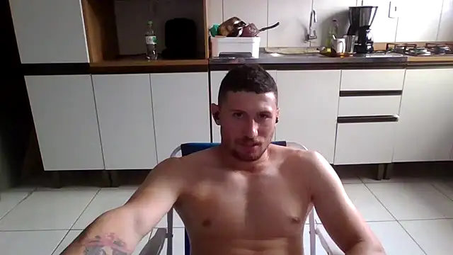 Snapshot of Juninho5755 chatting on February 2026 06:14:01 PM Juninho5755 online show from February 2026 06:14:01 PM