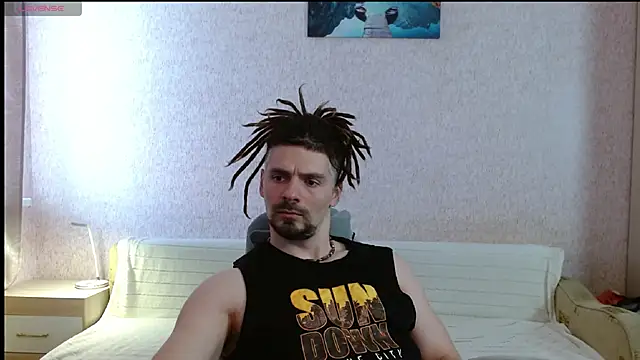 Aestheticguy101 online show from April 2026 08:20:02 AM