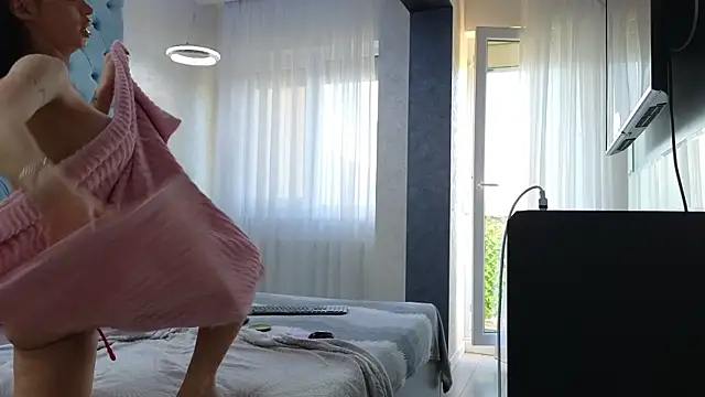 Theowonder online show from January 2025 01:40:01 PM